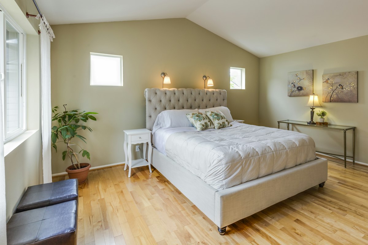 20 Sage Green Bedroom Ideas That Feel Calm and Soft